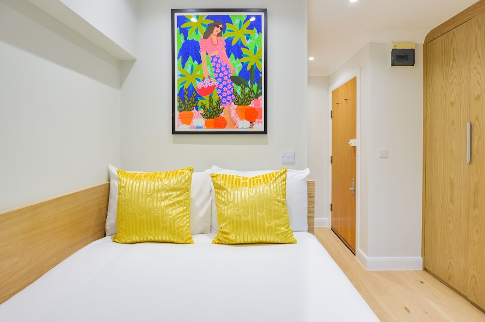 Queensborough Terrace Serviced Apartments 27/50