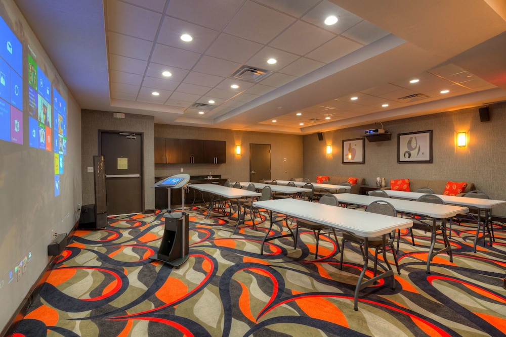 Best Western Plus Coweta's 1St Hotel 21/25