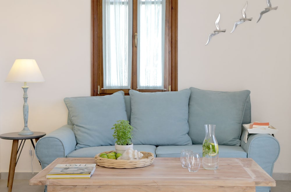 Skopelos Village Hotel Apartments 43/75