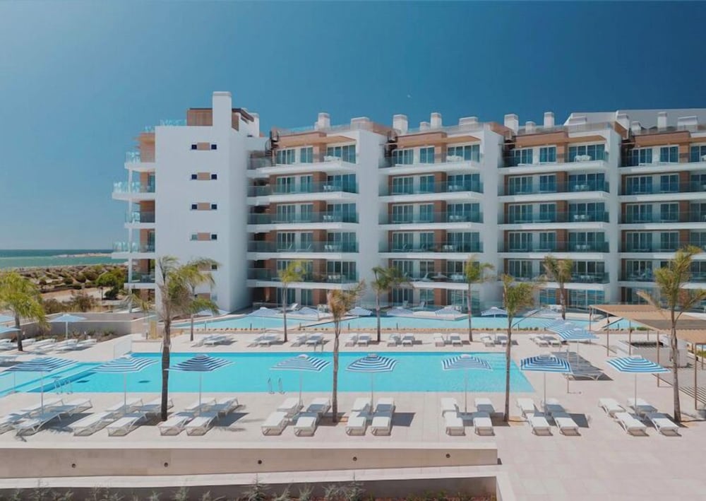 Dom Pedro Residences 17/22