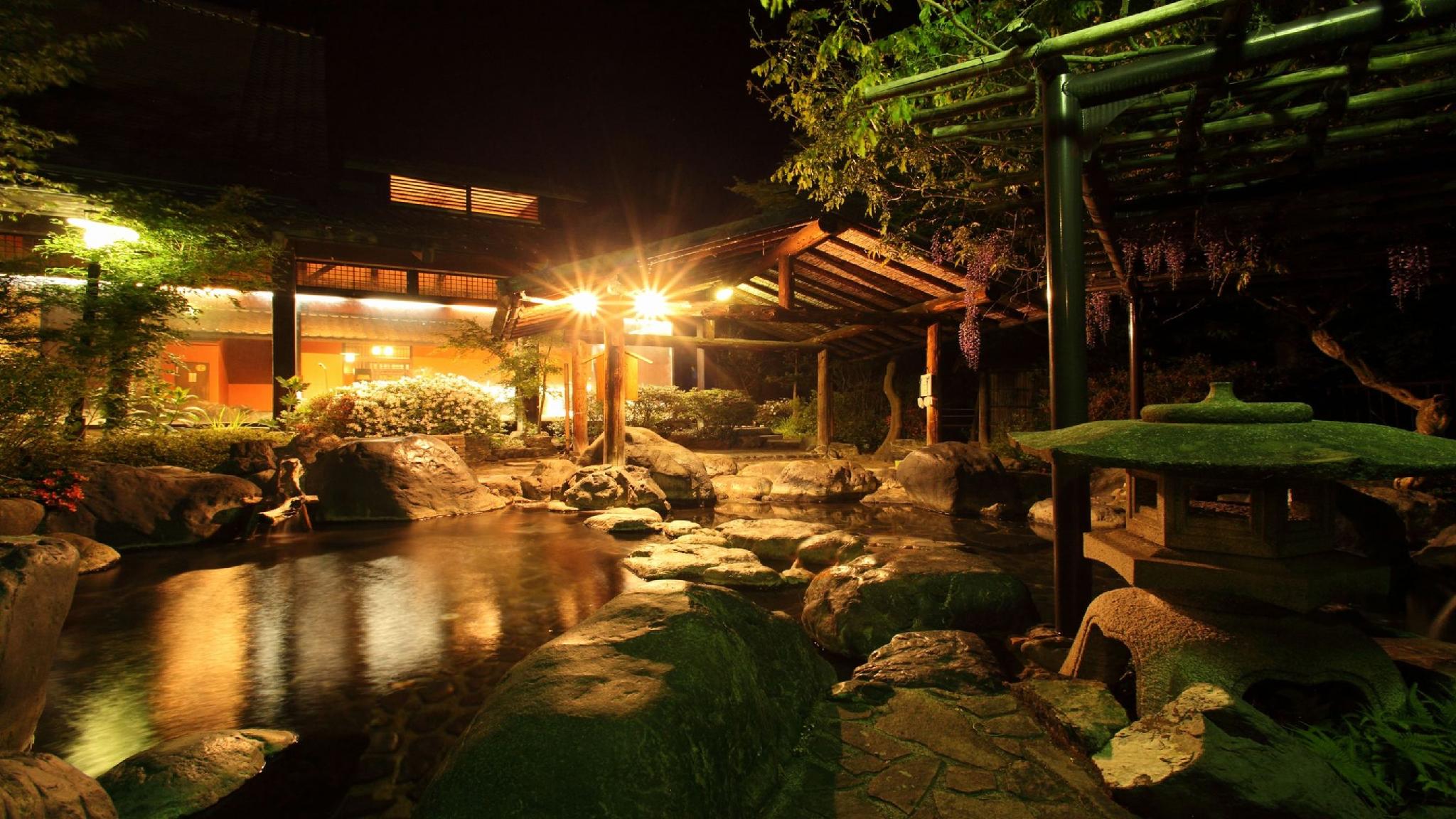 Sarugakyo Hotel 51/53