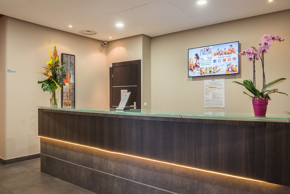 lobby