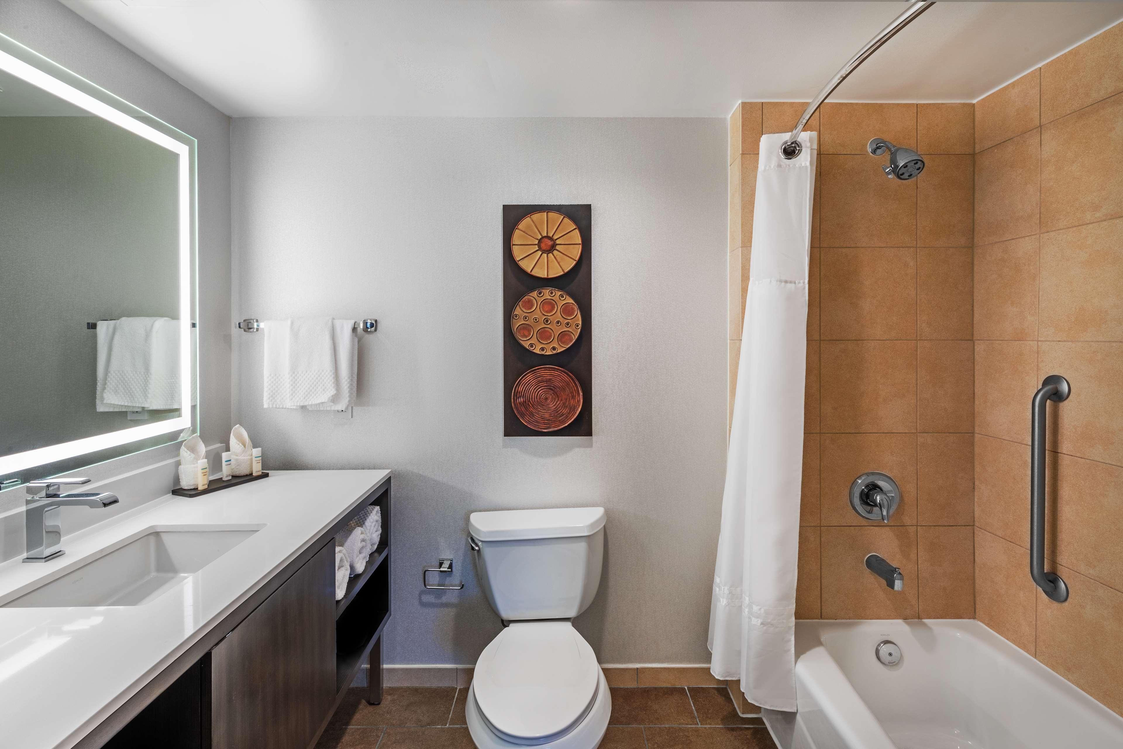 2 ROOMS, SUITE, 2 QUEEN BEDS, ACCESSIBLE