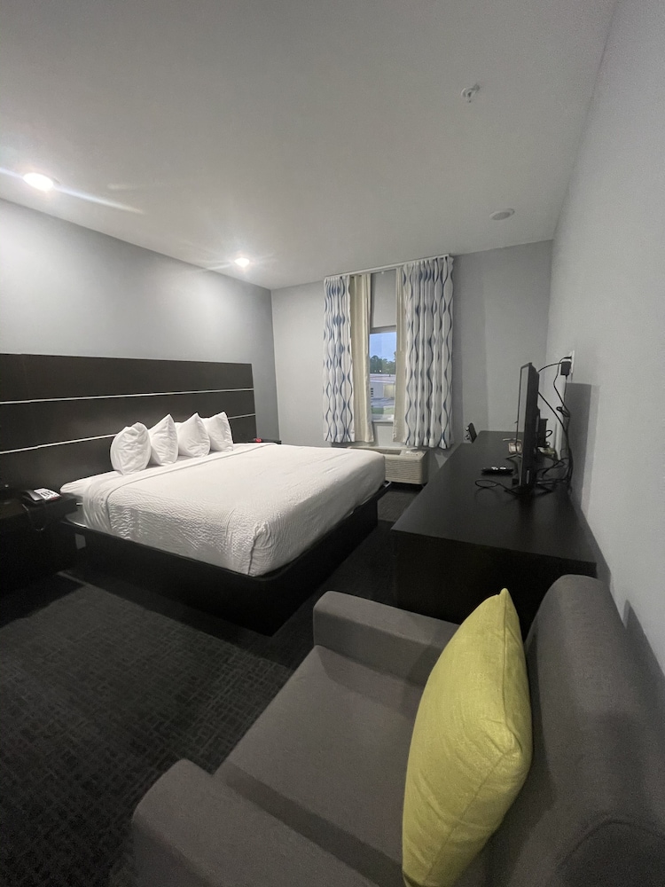 Days Inn by Wyndham Zachary LA 16/37