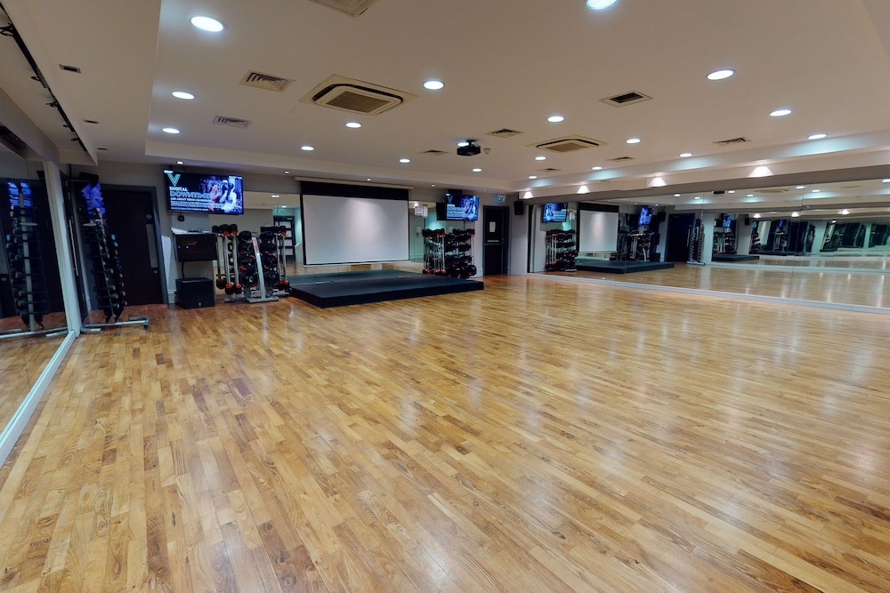Village Hotel Leeds South 59/63