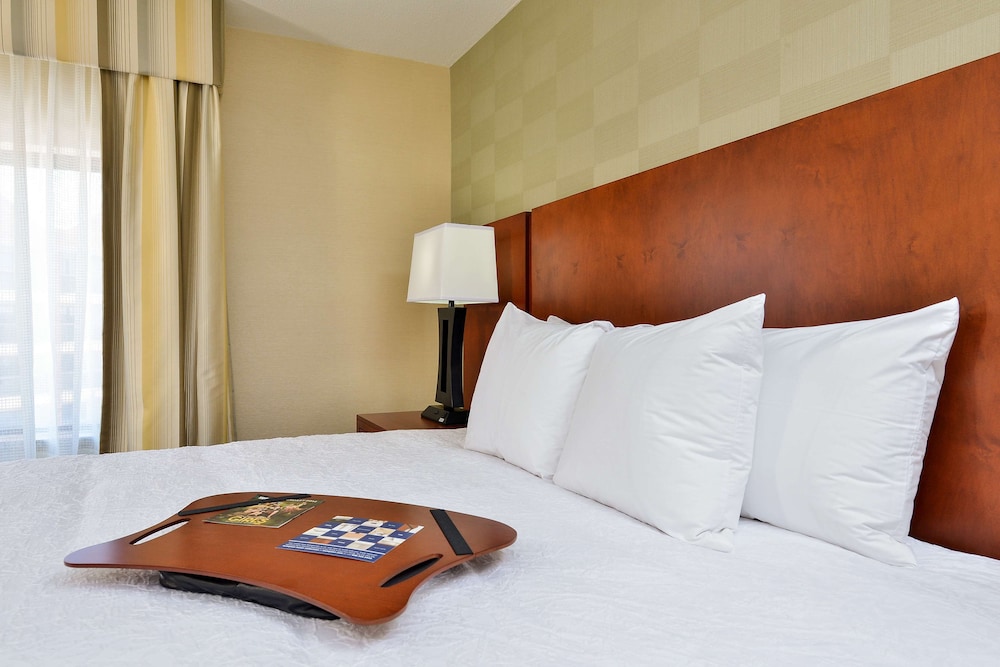 Hampton Inn Detroit Auburn Hills South 10/28