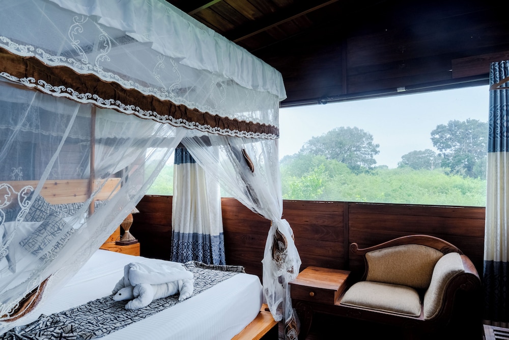 Leopard Nest Luxury Campsite 18/50