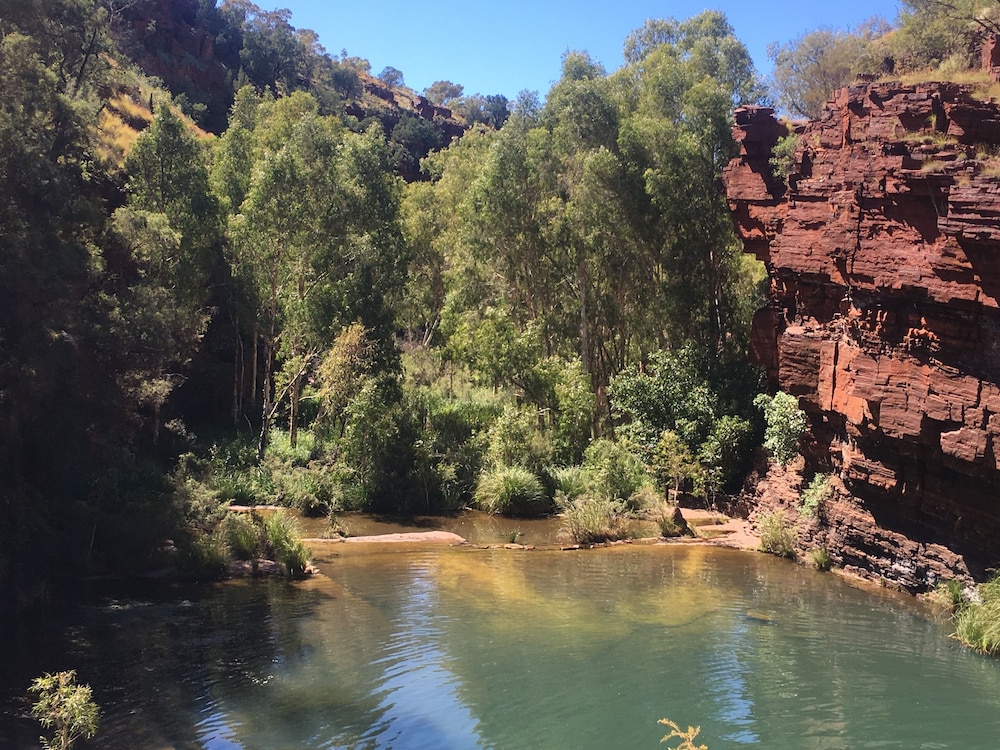 KARIJINI ECO RETREAT. 55/63