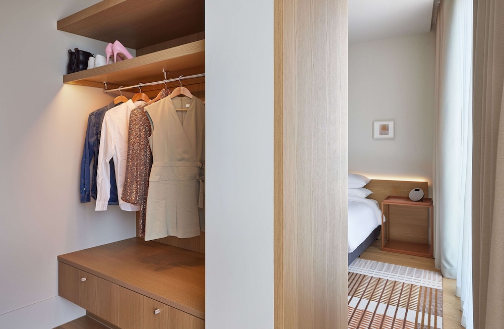 Hyatt Centric Melbourne 50/50