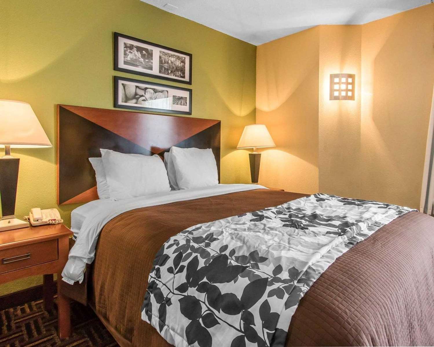 The Douillet by Demeure Hotels 9/24