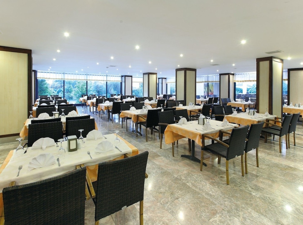 Idas Club Hotel 18/24