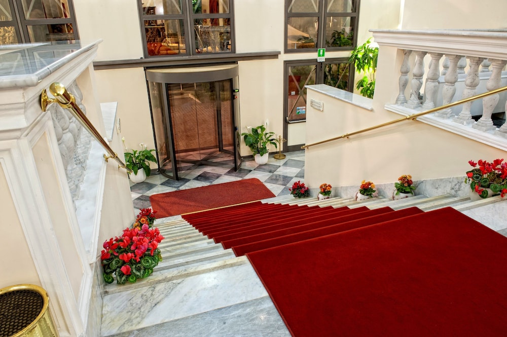 lobby