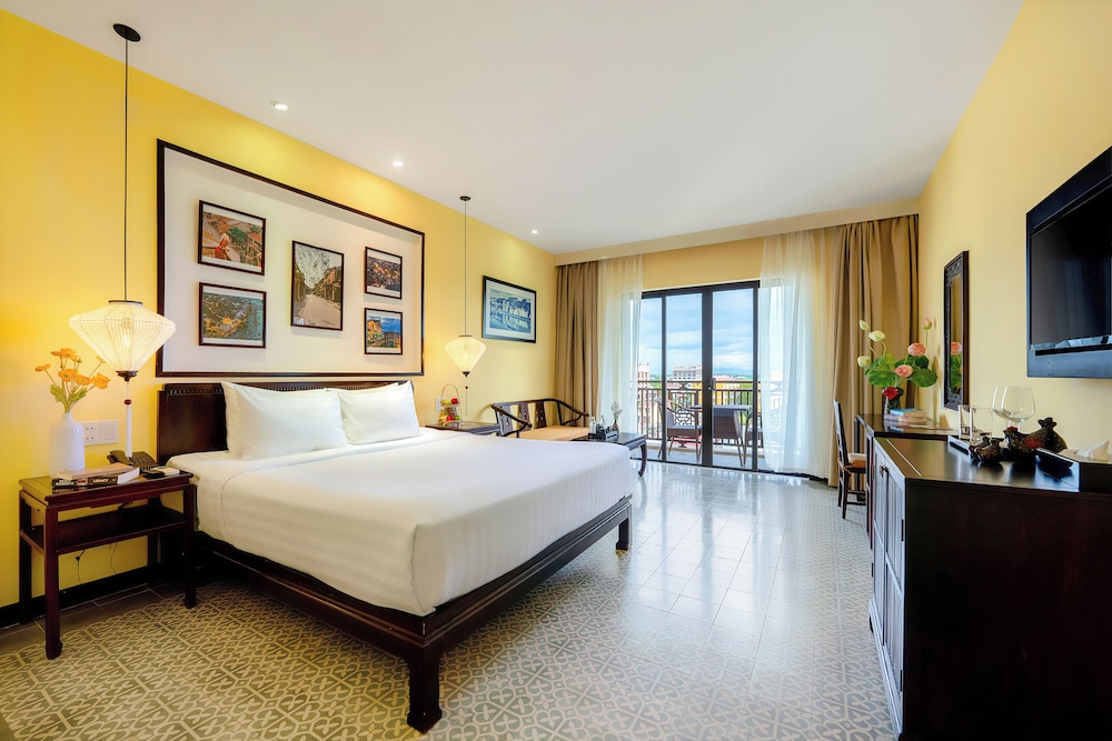 Grand Deluxe Room with Large Balcony