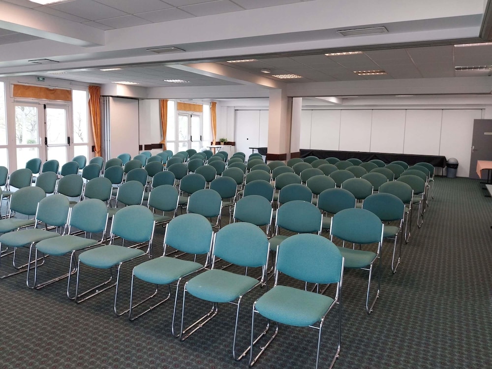 Ibis Rambouillet 38/43