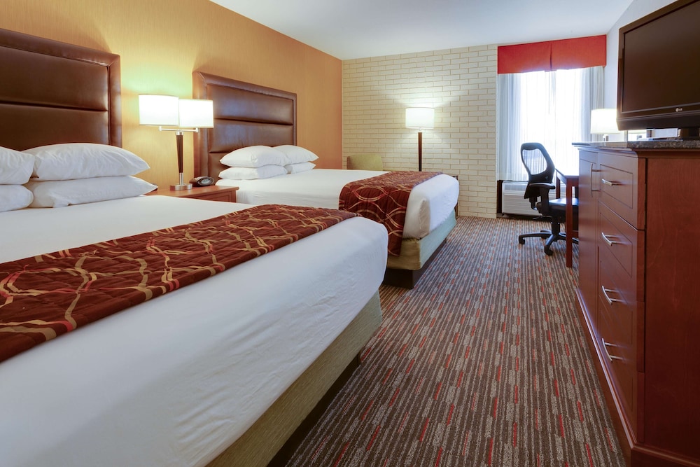 Drury In And Suites Denver Near the Tech Center 6/42