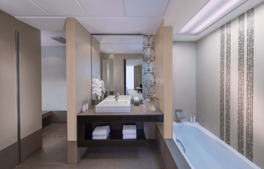 فندق الفيصلية(Mandarin Oriental Al Faisaliah Riyadh) 38/100