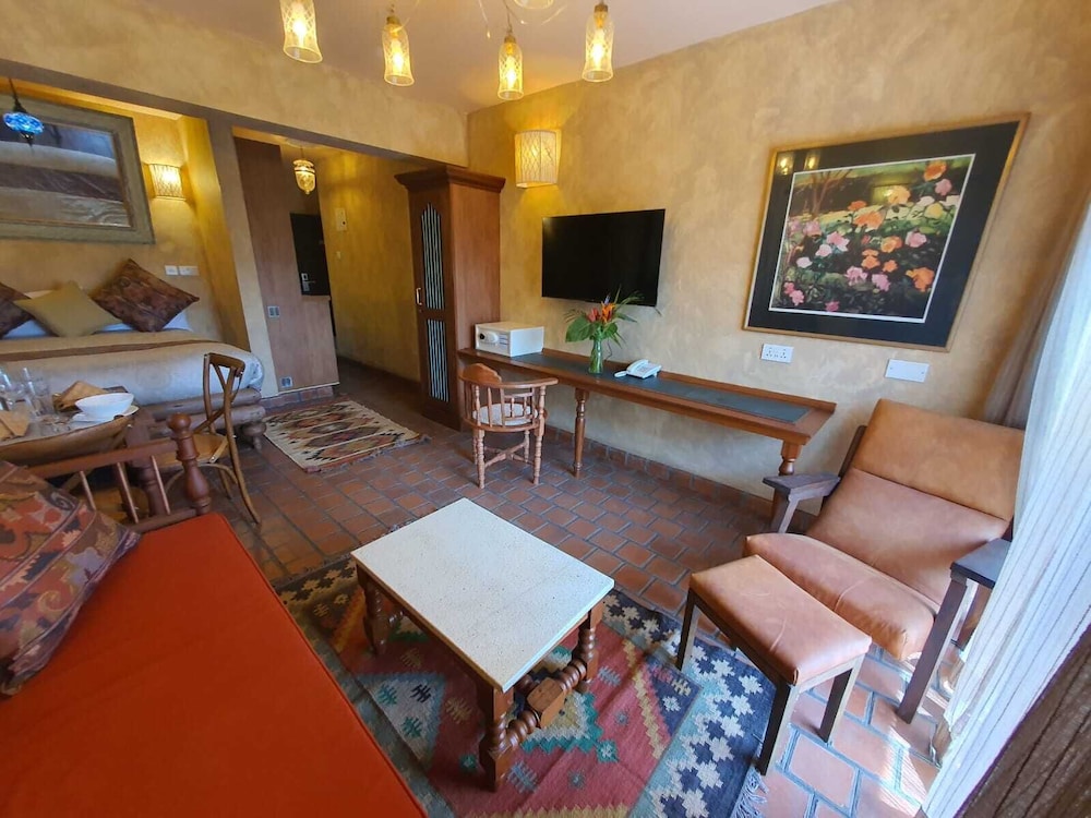 Woodmere Serviced Apartments 24/50