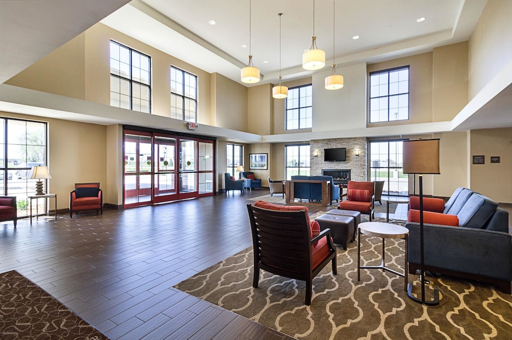 Comfort Suites & Conference Center Worthington MN 24/38