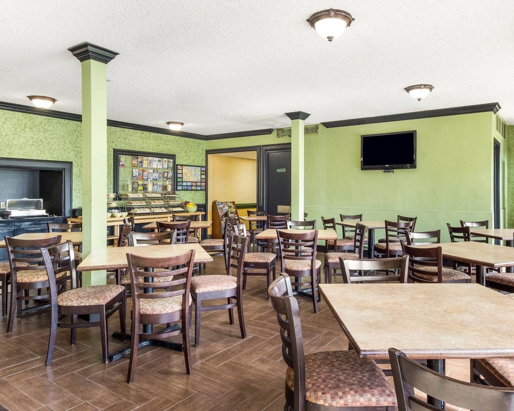 Quality Inn & Suites Corpus Christi Beachside 31/39