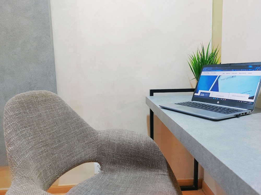 The Leverage Business Hotel Mergong 46/51