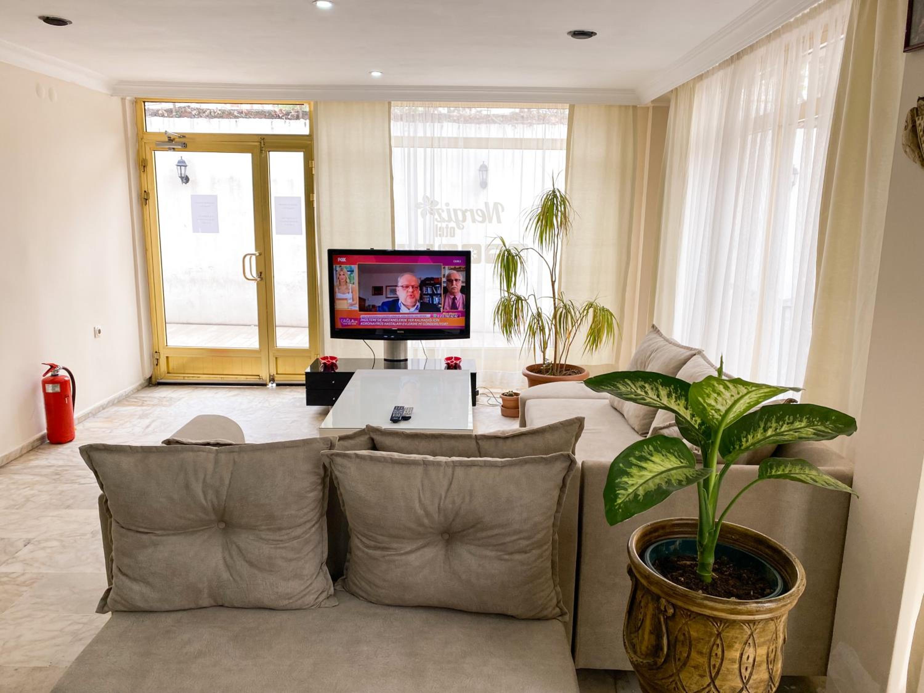 Nergiz Hotel 27/48