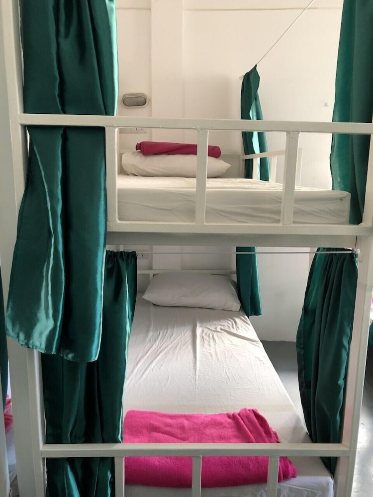 Ploy Hostel 13/34