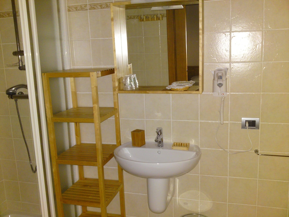 Albergo Punta Zerbion 17/38