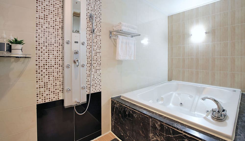 On Smart Hotel 39/42