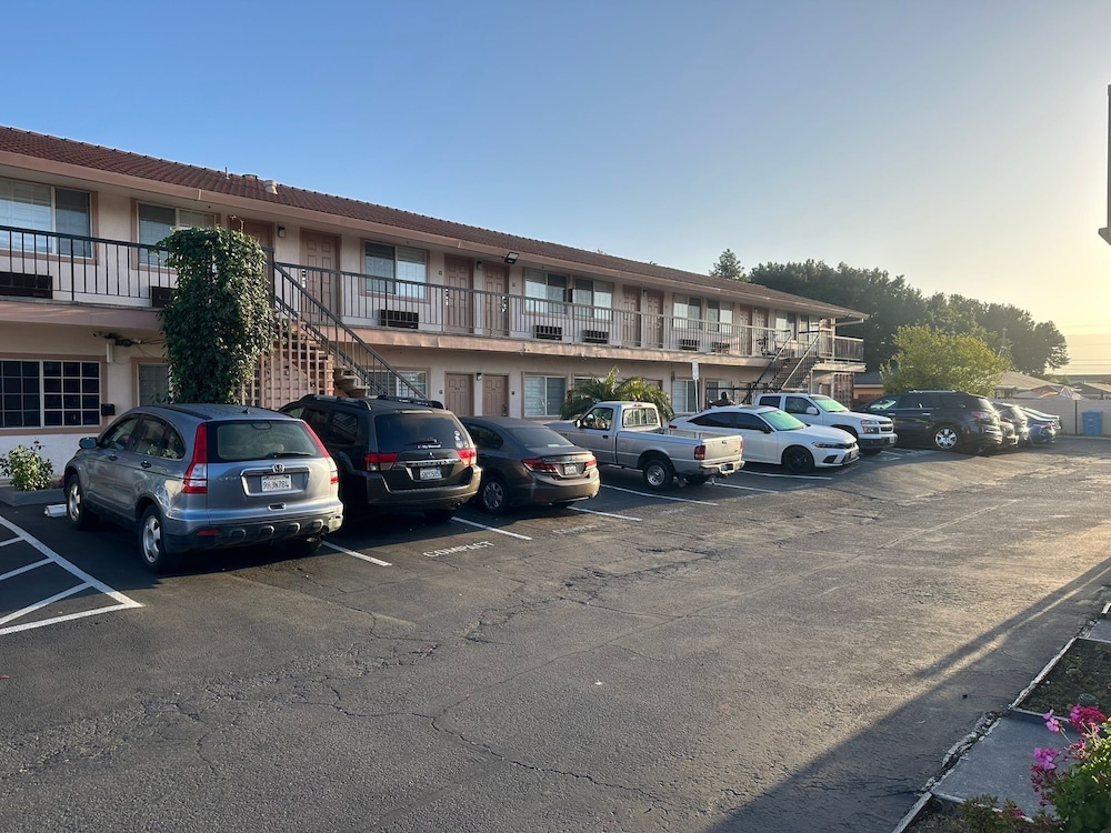 Morganhill Inn Motel 38/51