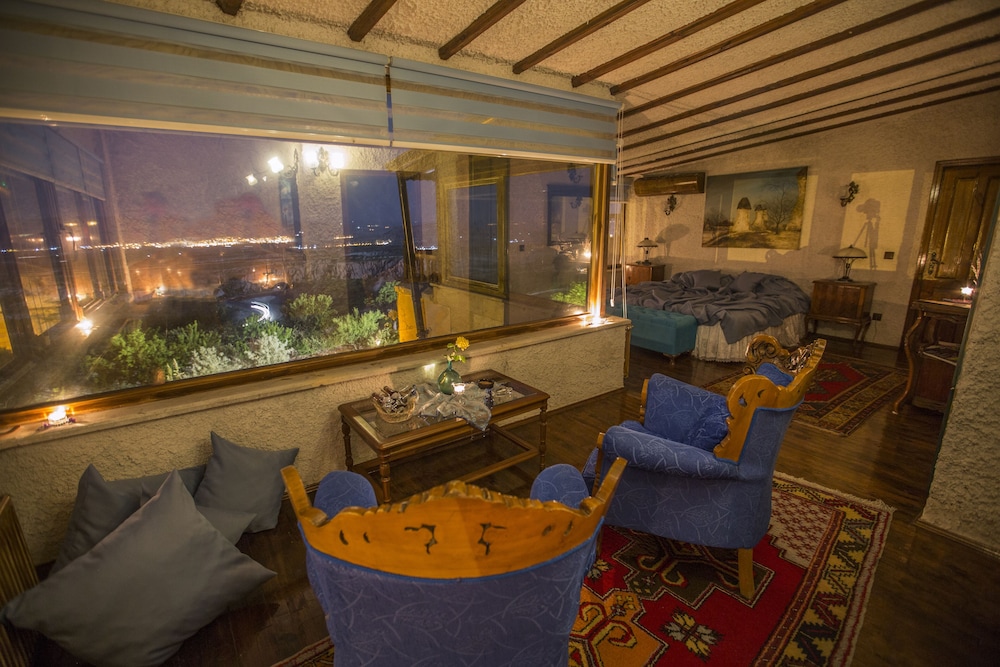 KARLIK EVI BOUTIQUE HOTEL 37/77