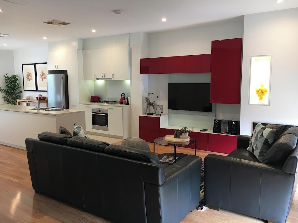 Ethelton Serviced Apartments 31/50