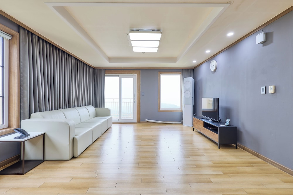 Villa, 40 Pyeong