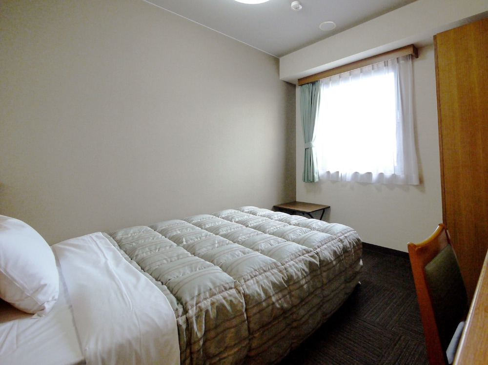 Hotel Route-Inn Nagaizumi Numazu Inter 1 18/67