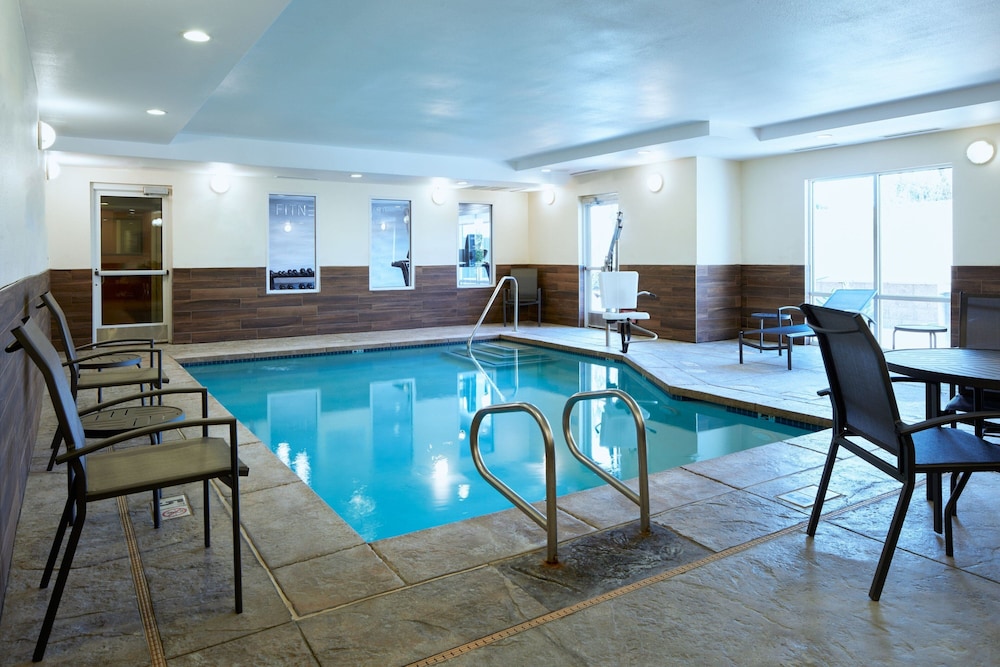 Fairfield Inn And Suites San Bernardino 24/47