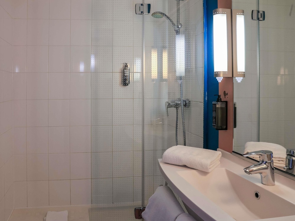 Ibis Lille Lomme Centre 50/50