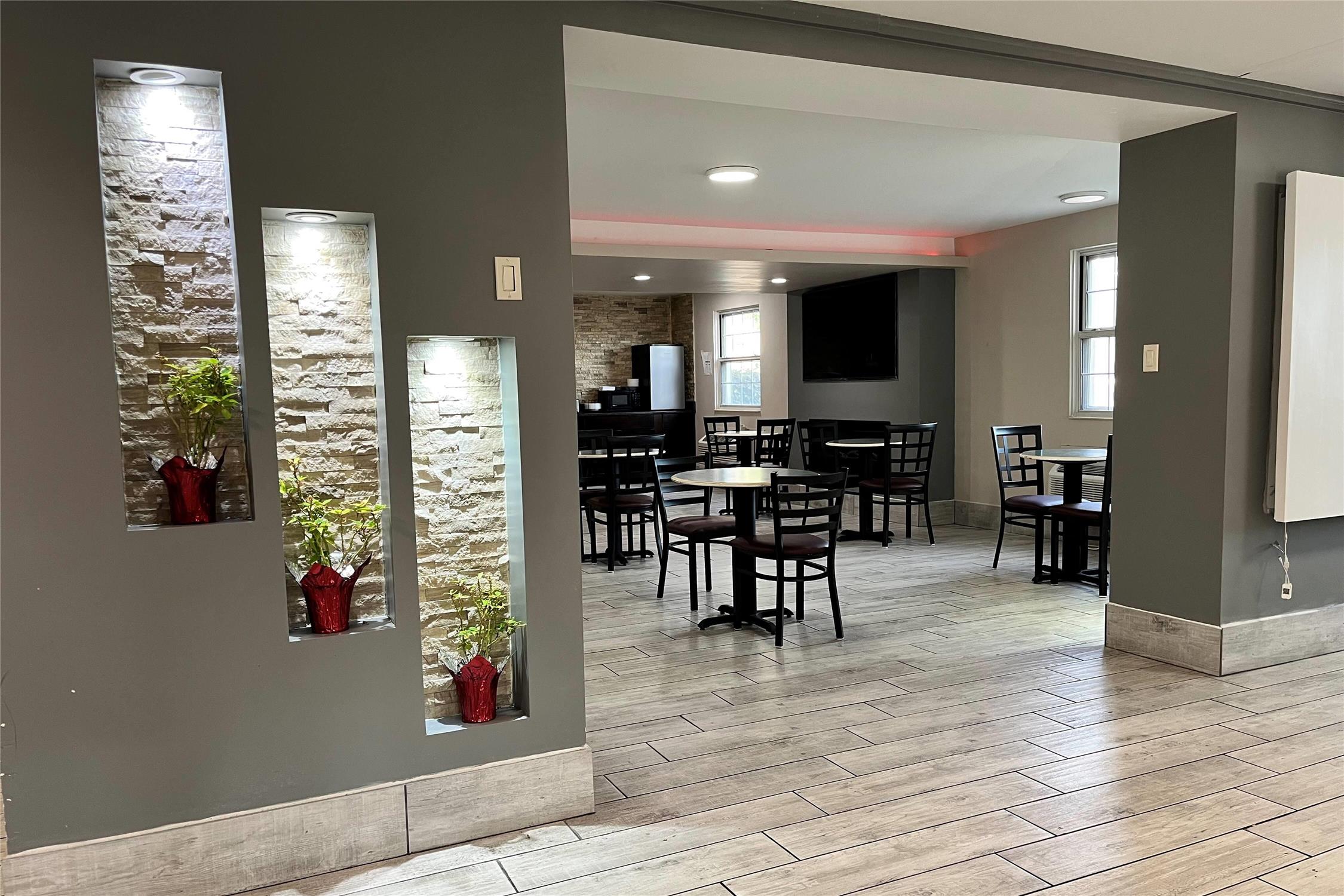 Baymont by Wyndham Indianapolis Airport Lynhurst 29/31