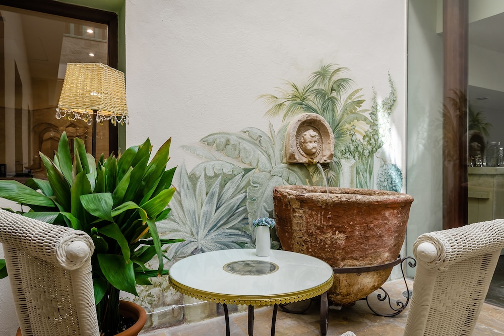 La Casona del Arco 11/60