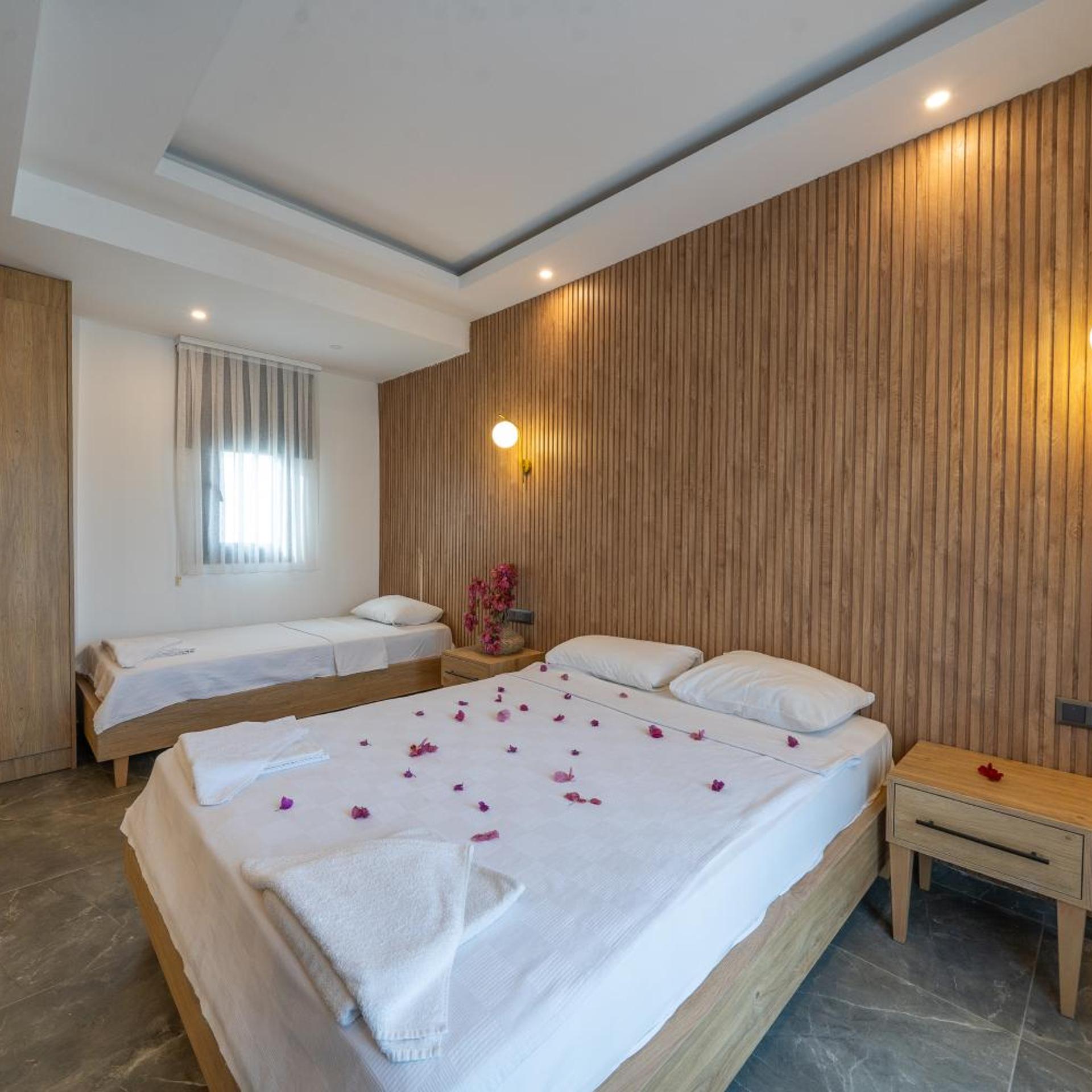 Orion Hotel Bitez 23/47