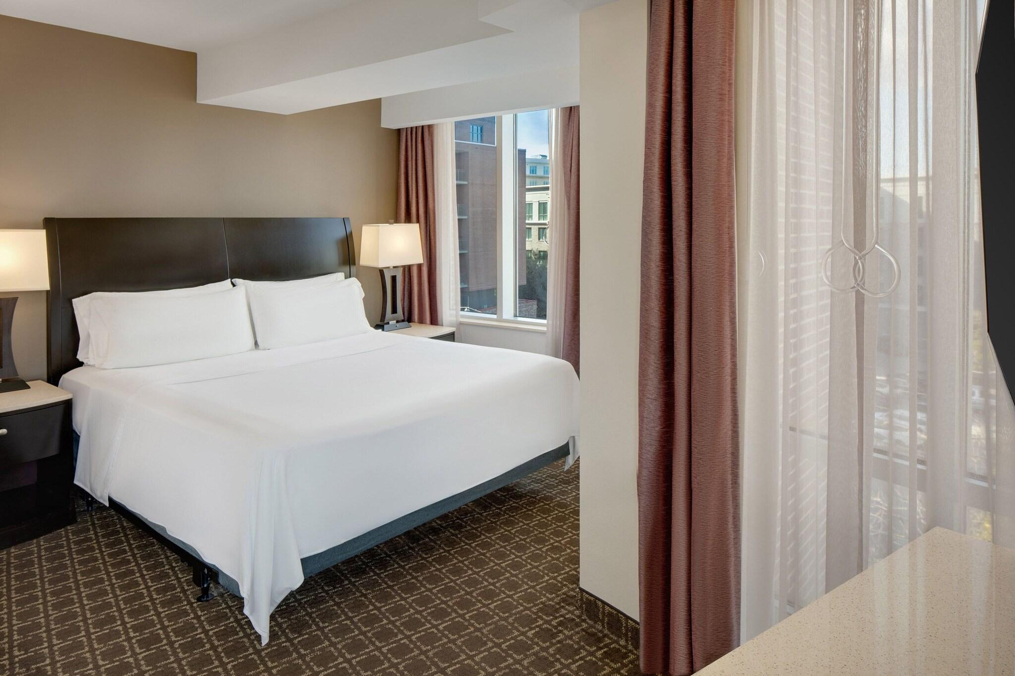 جناح بسرير كينج، The Limited Hotel Charleston 3/5
