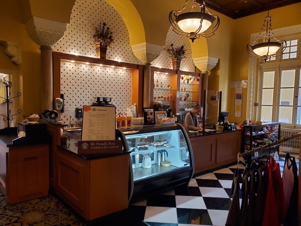 The Arlington Resort Hotel And Spa 10/54