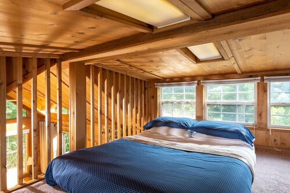 Engadine Inn & Cabins 11/50