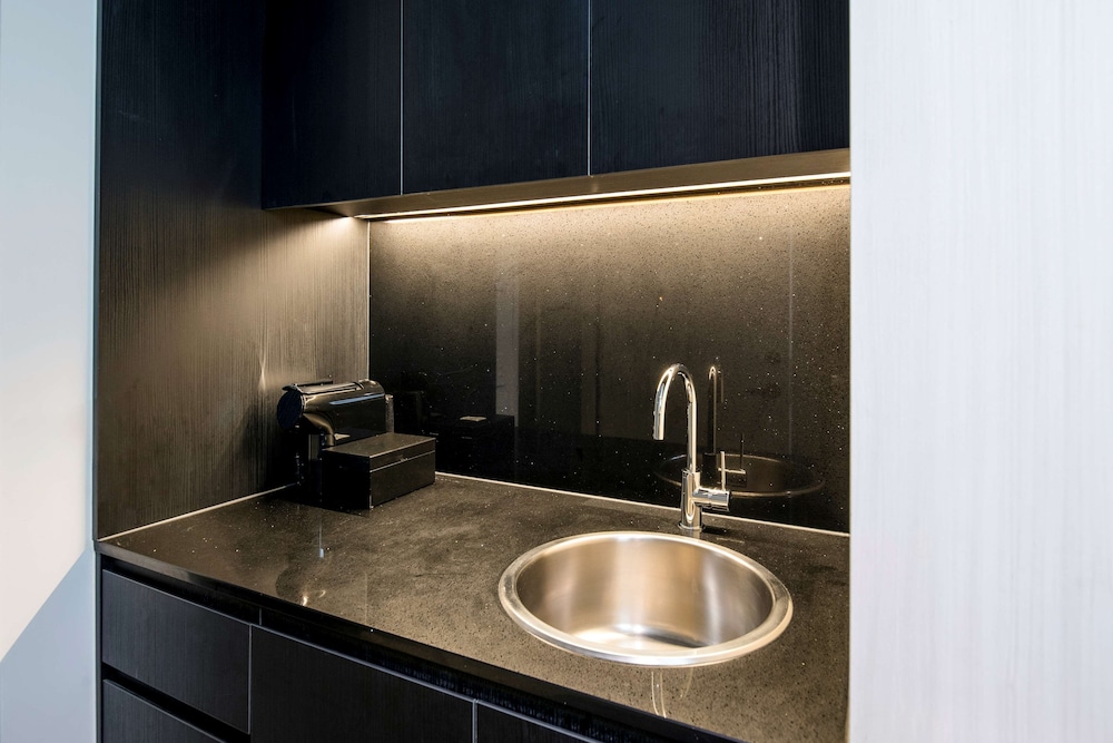 ADINA APARTMENT HOTEL BRISBANE 50/50