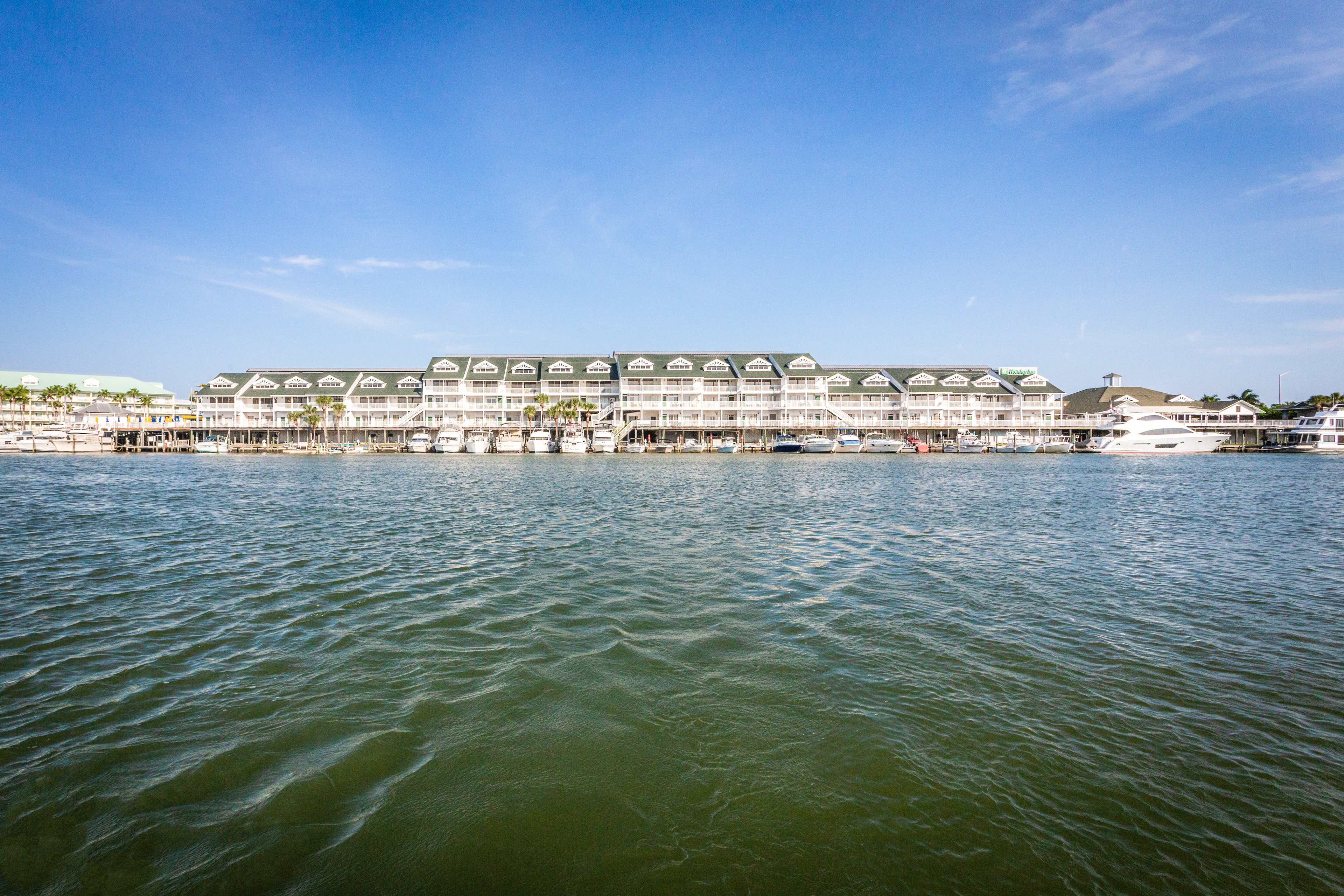 Holiday Inn & Suites Clearwater Beach S-harbourside 127/130