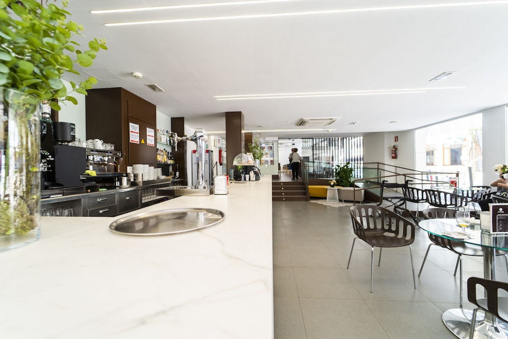 Hotel Montesol 12/64