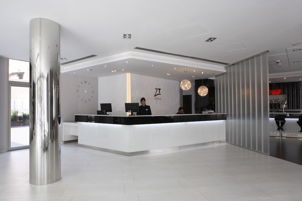 ZT Hotel & Spa Villa Olimpica Suites photo4