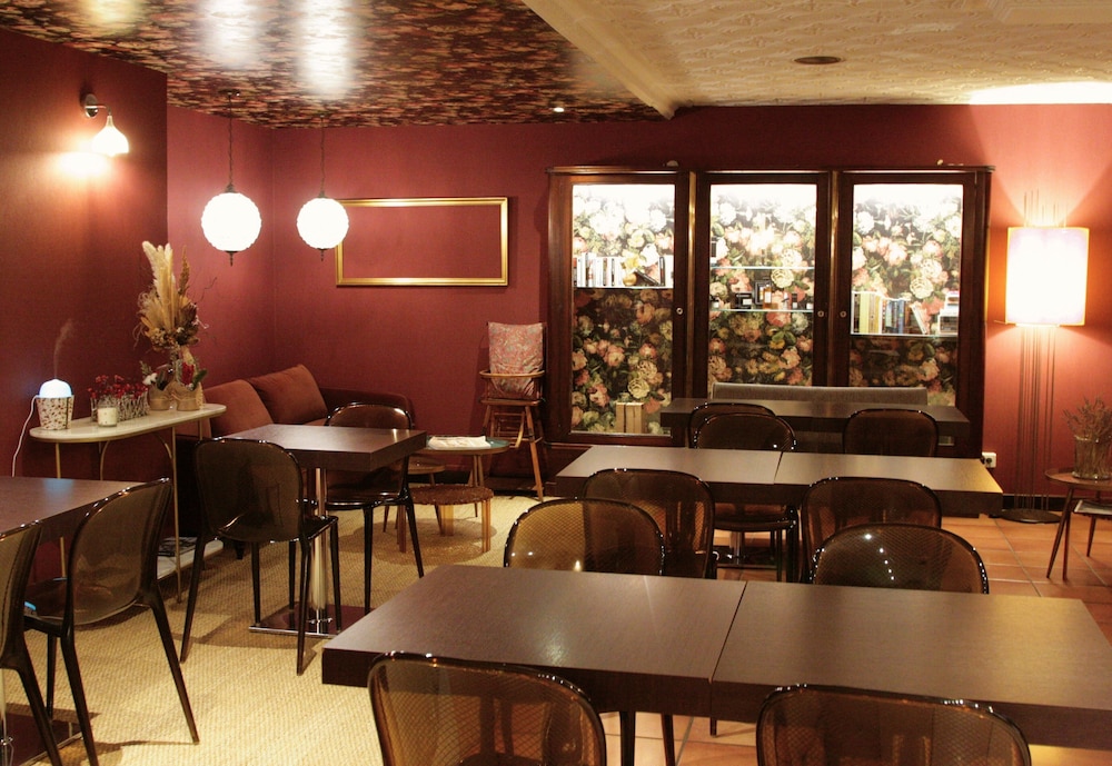 Hotel Albion 34/47
