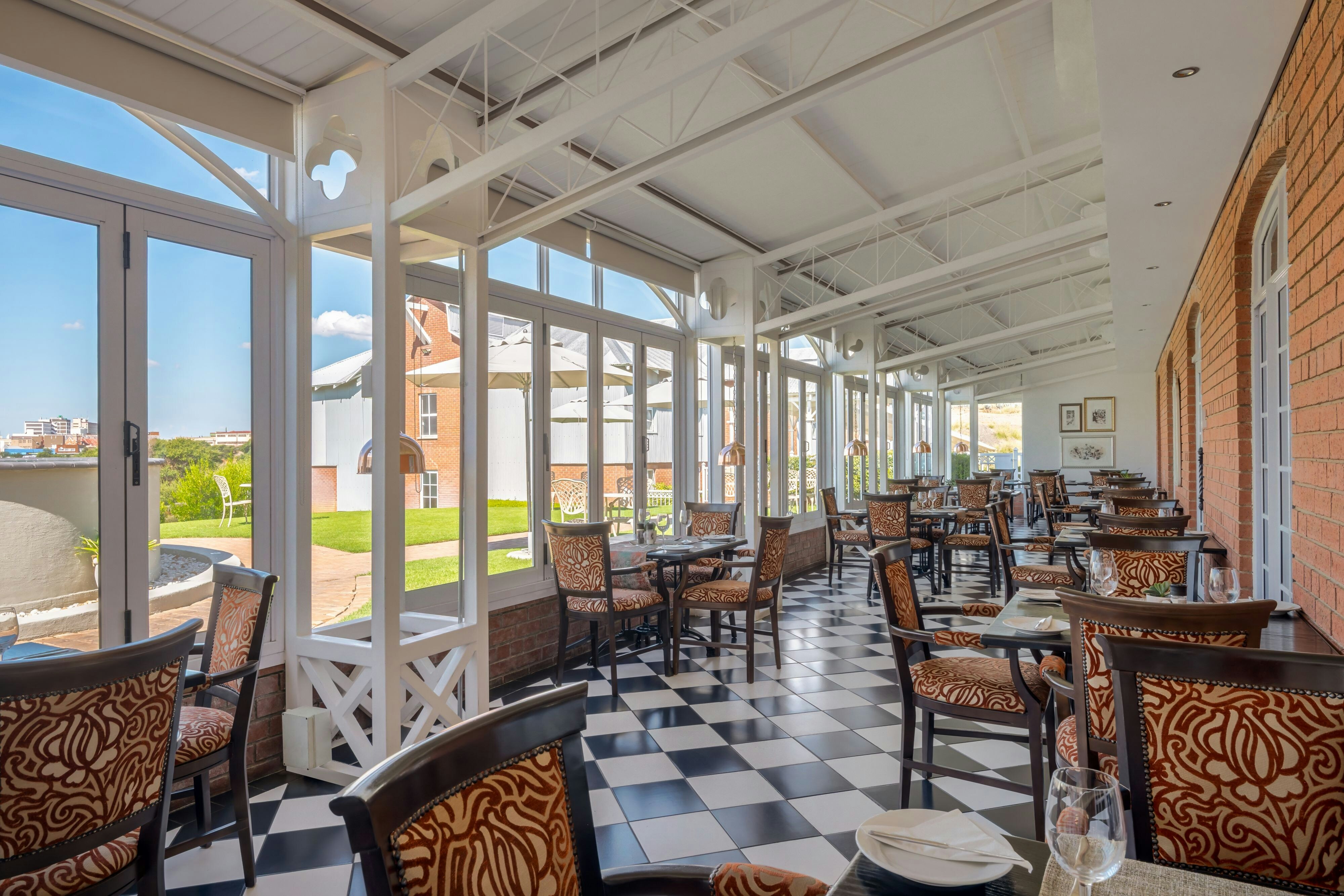 Protea Hotel Kimberley 30/65