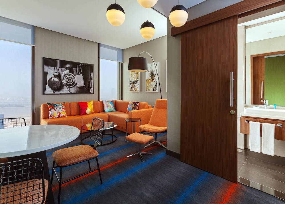 Aloft Me'aisam Dubai 16/26
