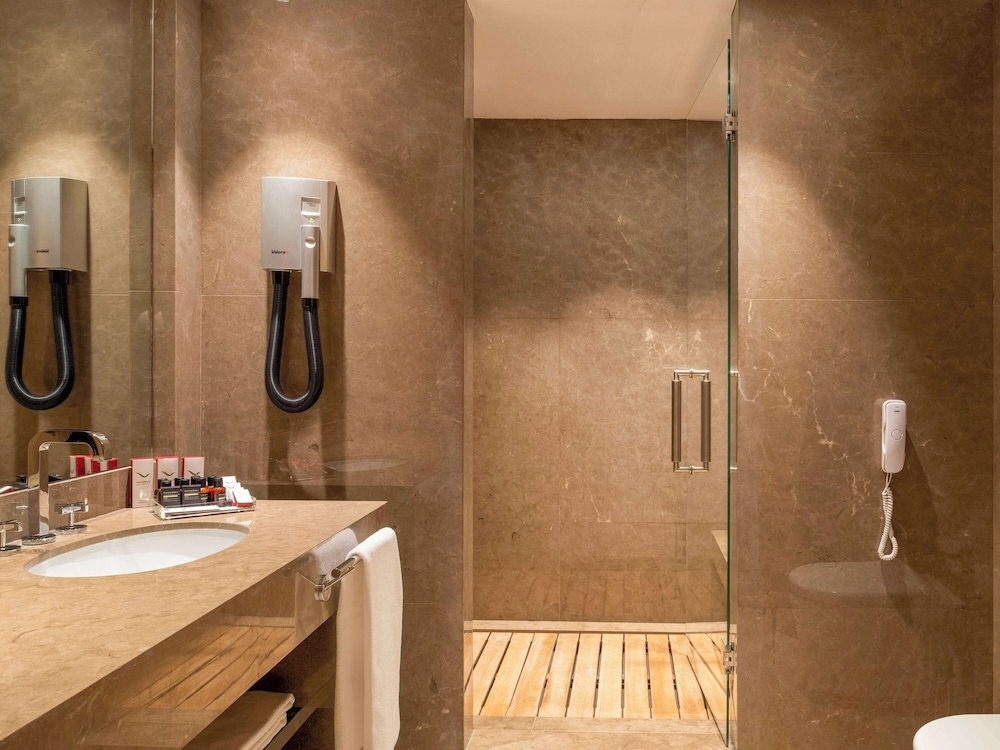 Movenpick Hotel Istanbul Bosphorus 50/50