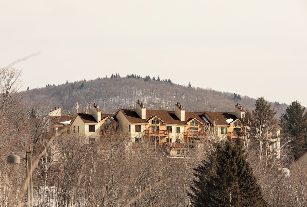 Mount Snow Lodging 35/50